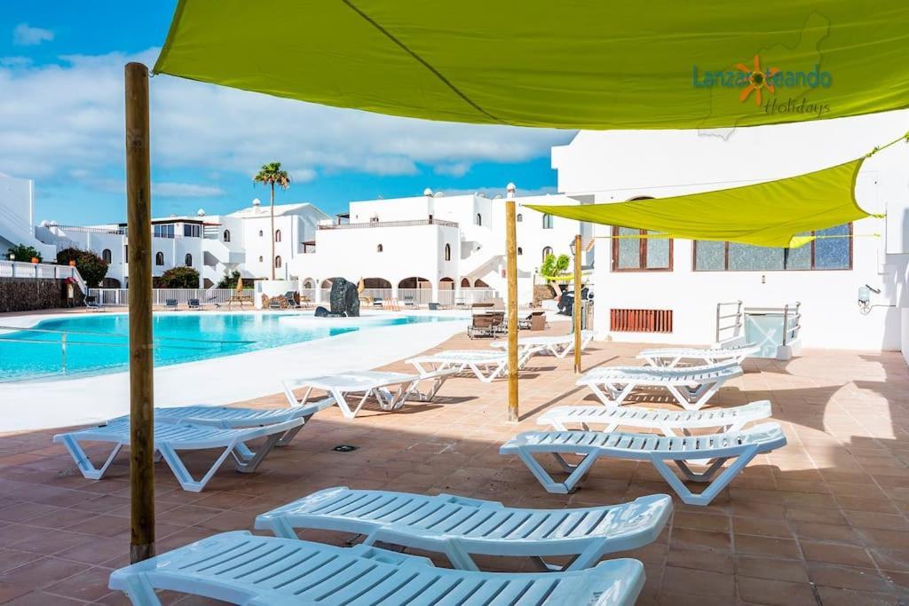 Kiara Vivienda Vacacional Costa Teguise Exterior foto